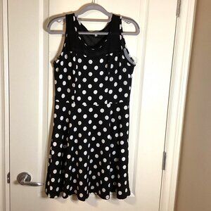 Kismet Women's Black White Polka Dot Sleeveless Mini Dress